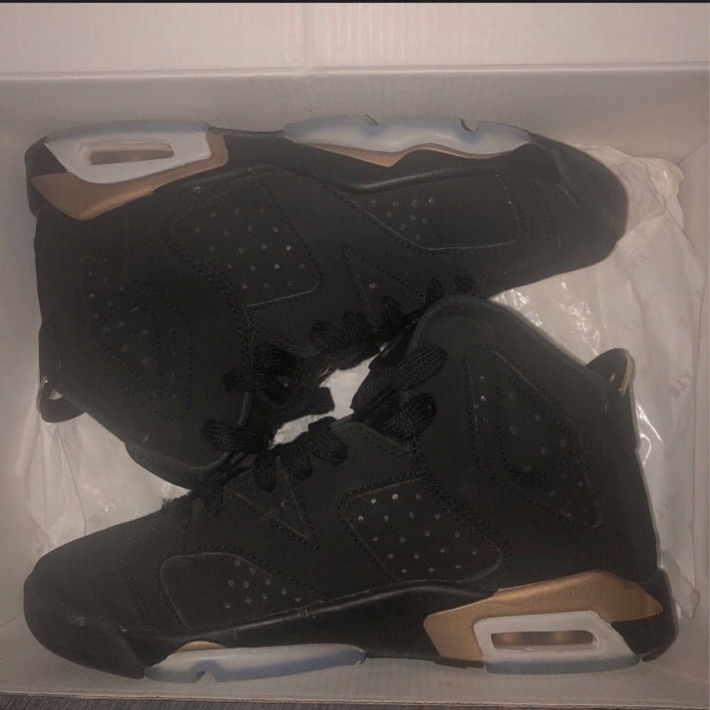 Air Jordan 6 Retro